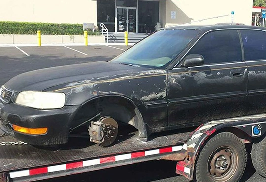 Experts Same Day Junk Car Removal